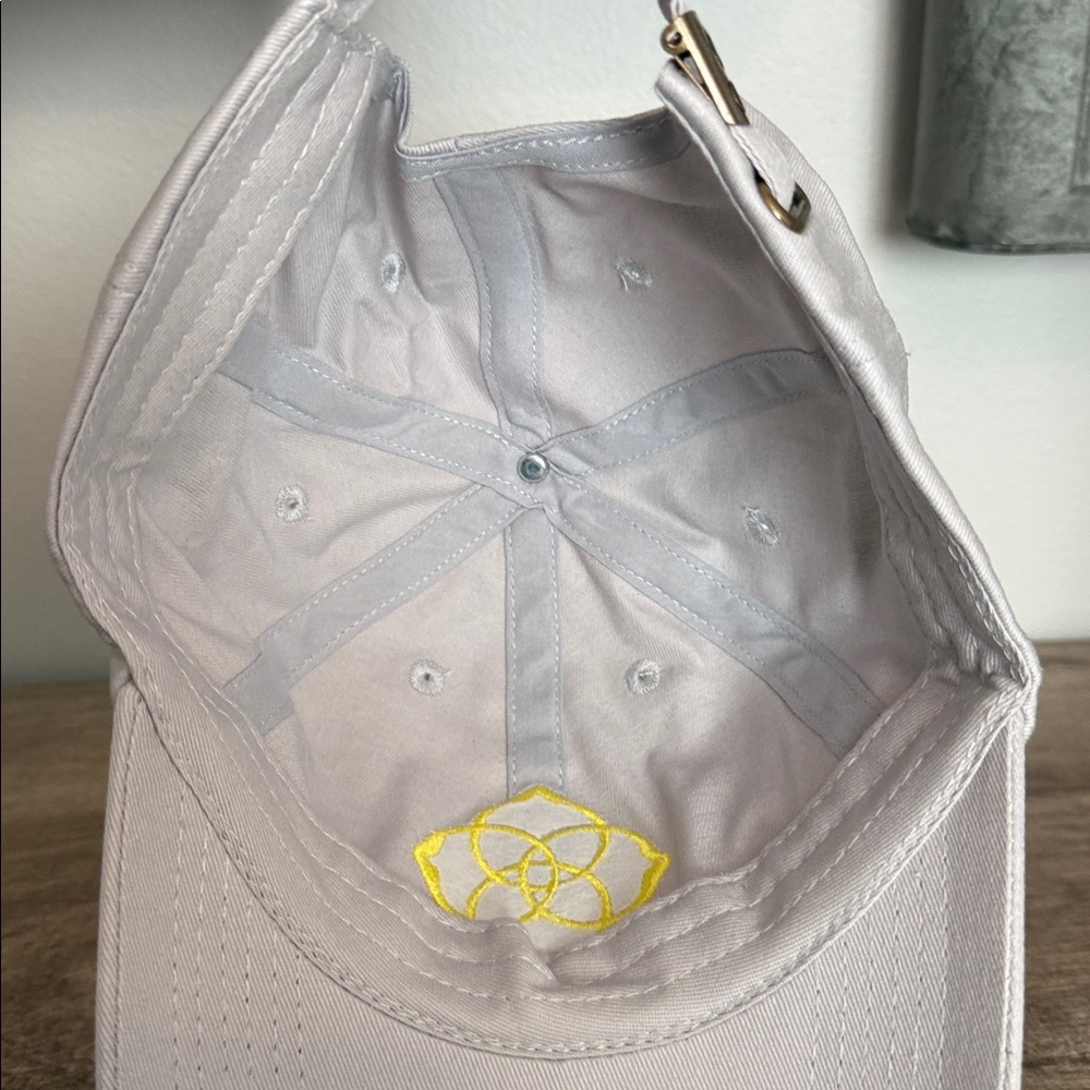 Kendra Scott Ballcap - Picture 4 of 4